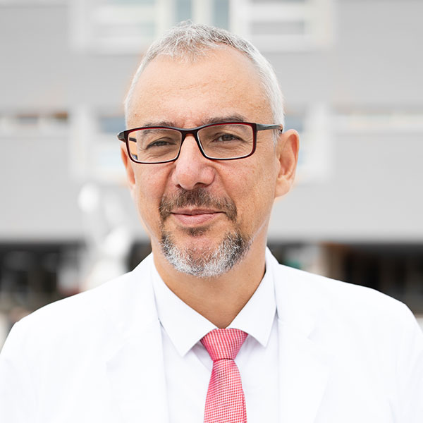 Assistent Professor Radim, Lipina University Hospital Ostrava, Czech Republic
