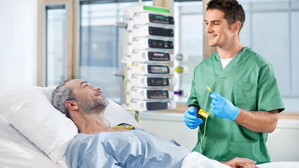 Nurse intuitively connects regional anesthesia line