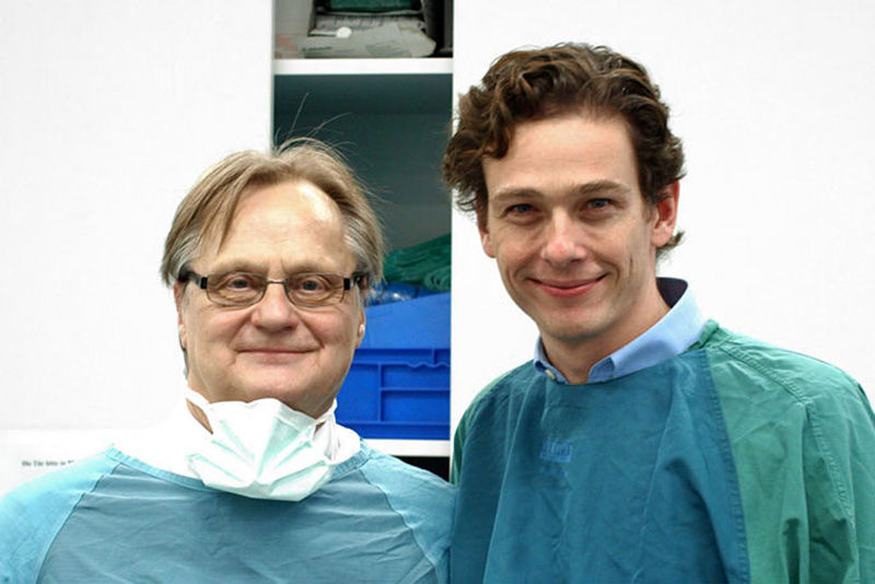 Prof. Dr. Juha A. Hernesniemi with Prof. Dr. Peter Vajkoczy