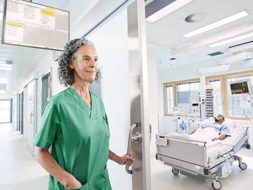 nurse in hospital equipped with silent ICU
