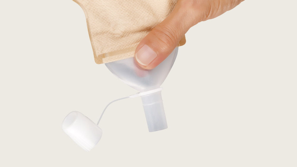 high-output bags with large funnel outlet