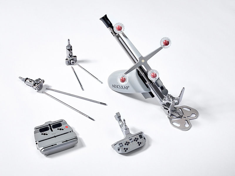 OrthoPilot® TKA instruments and transmitter