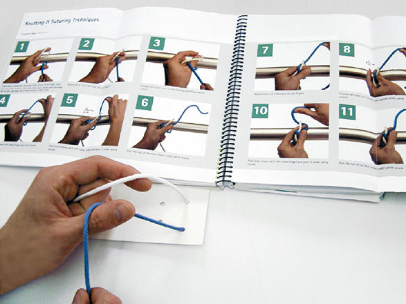 Impression of the surgical suture knotting training book
