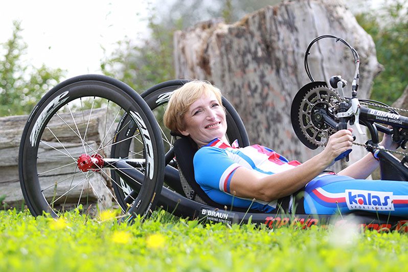 The woman who does hand cycling