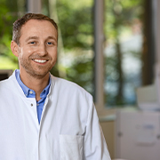 Dr. Vasko​