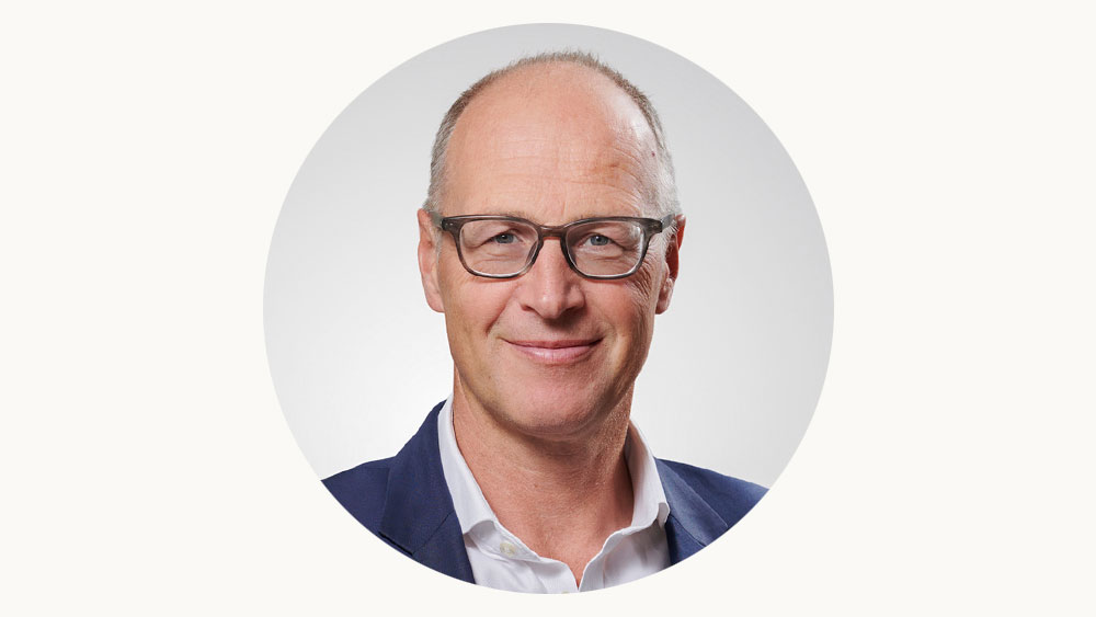 Portrait-of-prof.-henning-windhagen​